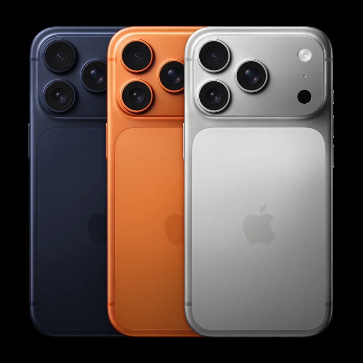 iPhone 17 Pro в трёх цветах — официальное изображение Apple 2025 года